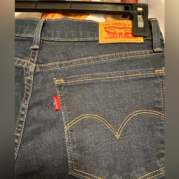 Levi's Women's 710 Super Skinny Jeans - Picture 5 of 10